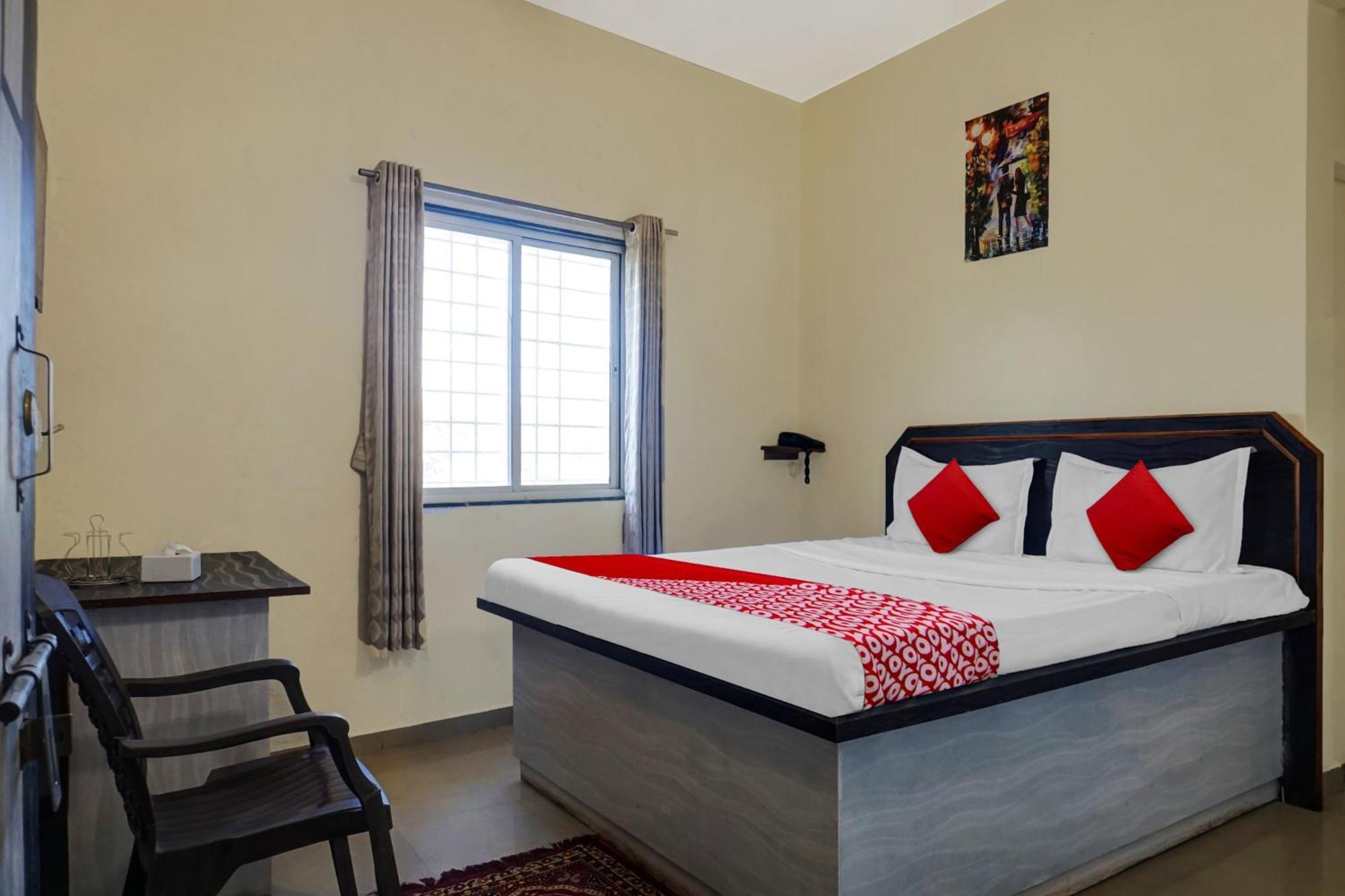Hotel O Happy Homely Stay Sasvad Luaran gambar