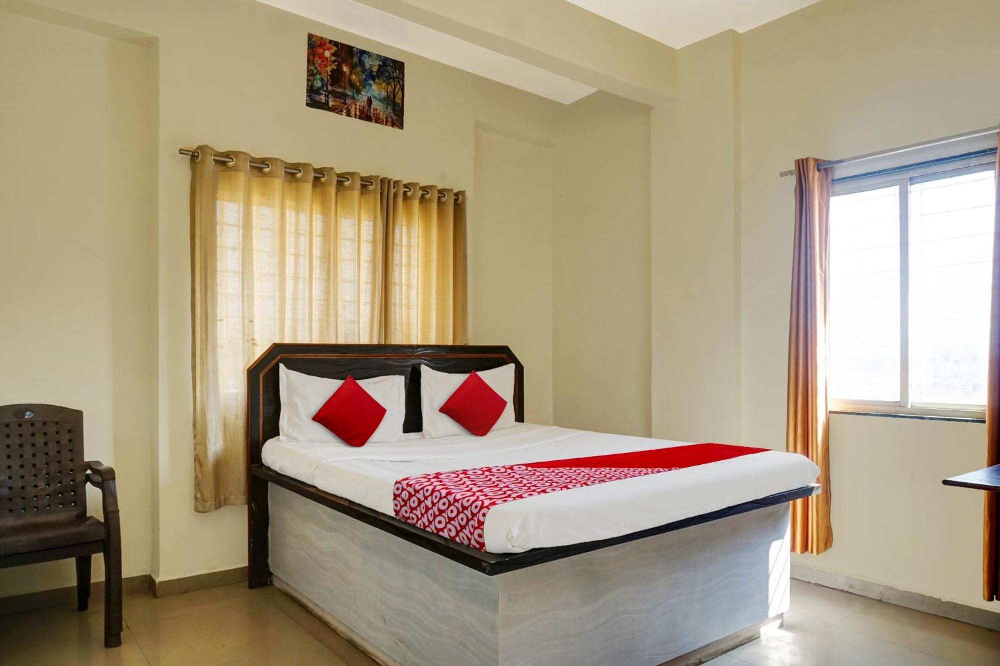 Hotel O Happy Homely Stay Sasvad Luaran gambar